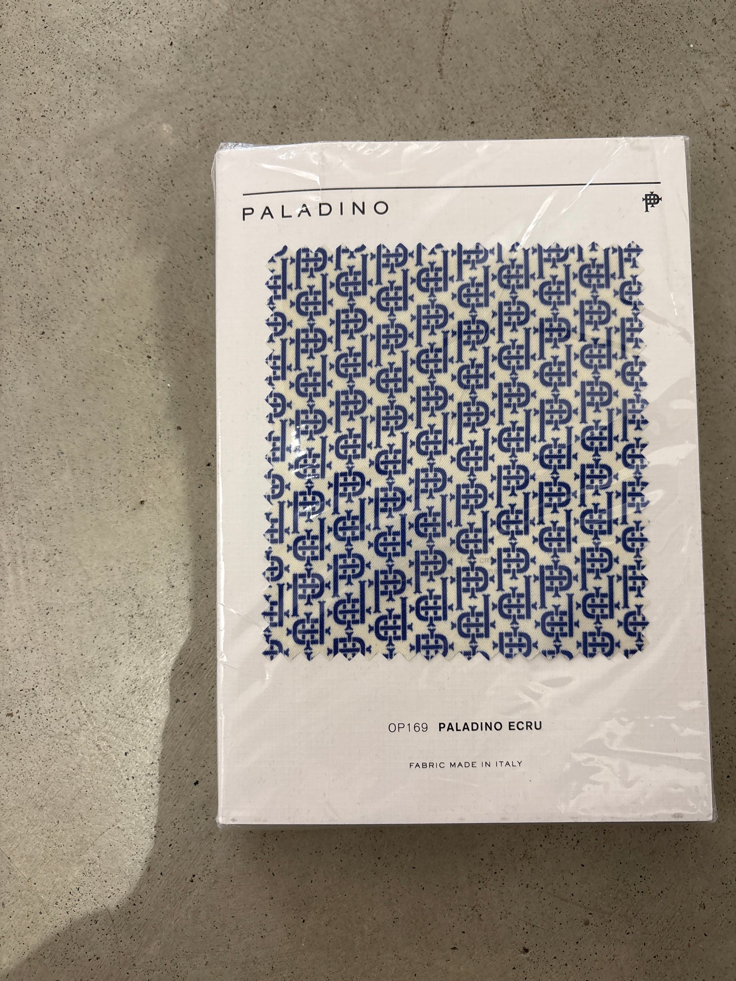 Paladino Swatch Cards Lining