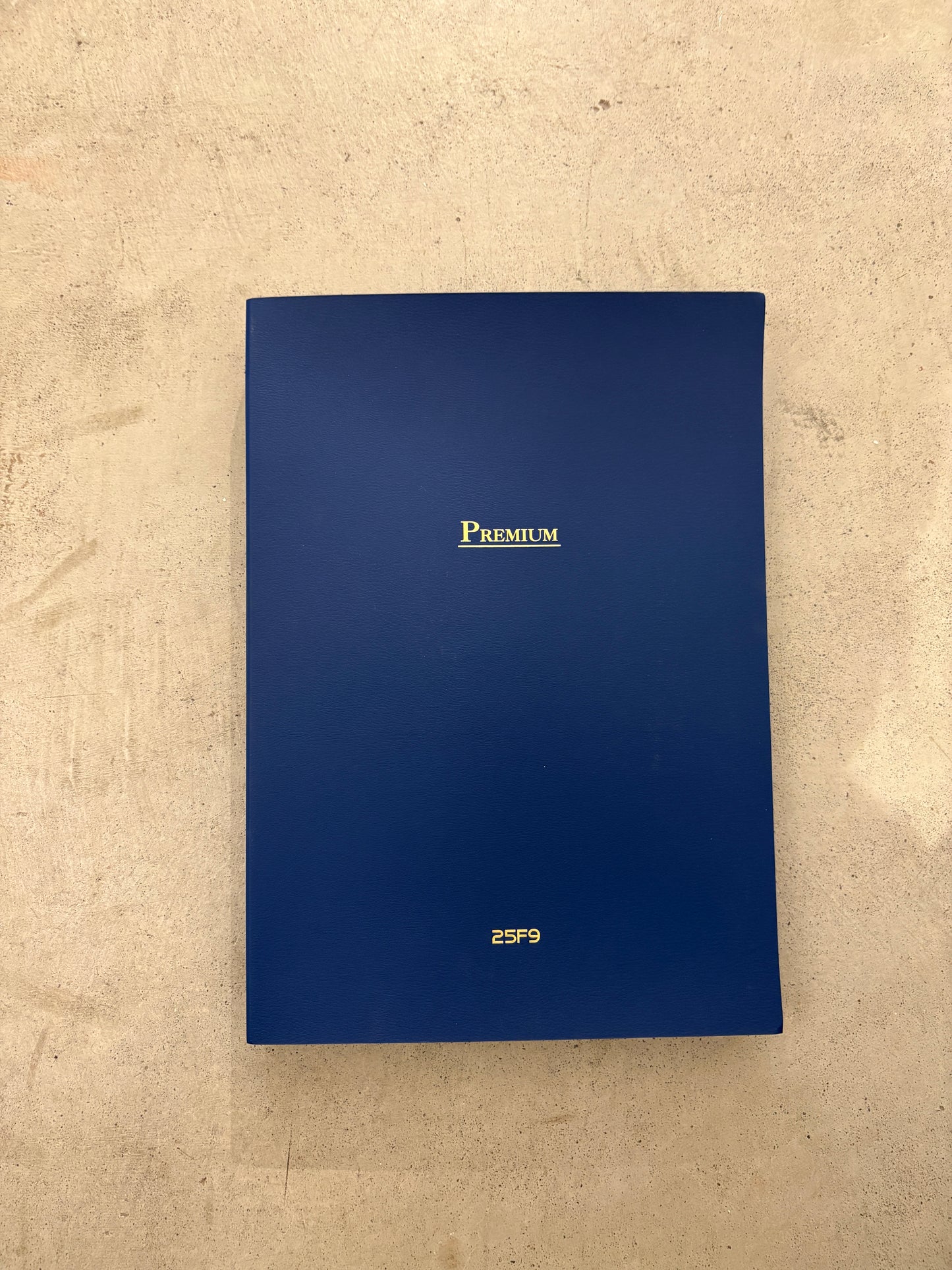 RC 25F9 Premium Folder