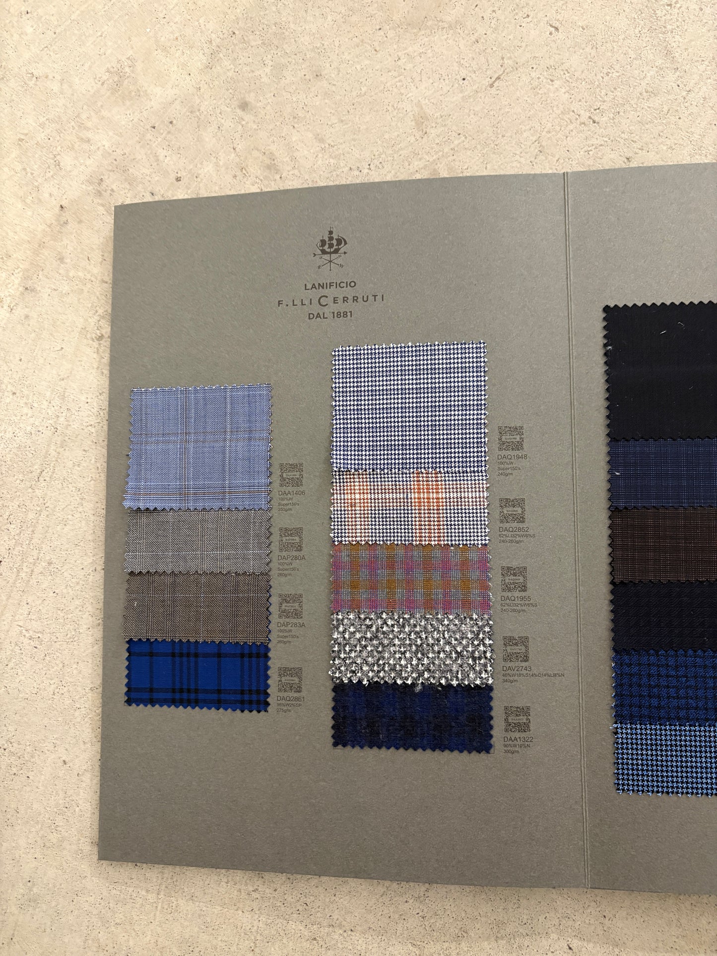 RC 25F9 Premium Folder